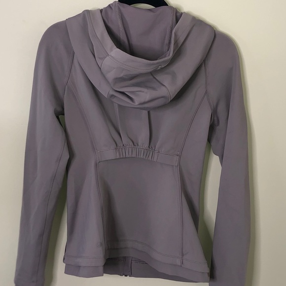 Lululemon 🍋 Jacket - Picture 6 of 13